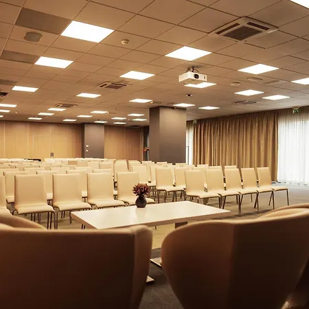 马里博尔城市酒店