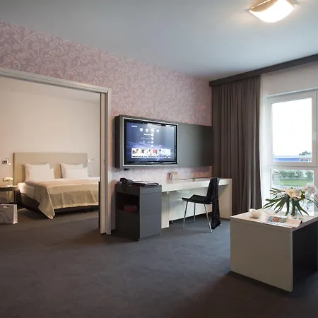 Hotel City Maribor Hotel 4*