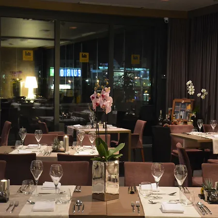 马里博尔城市酒店